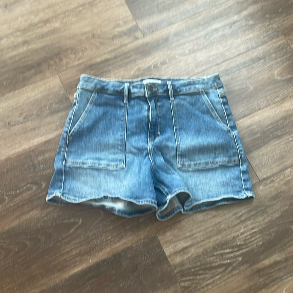 Carly jean Hendrix shorts xl